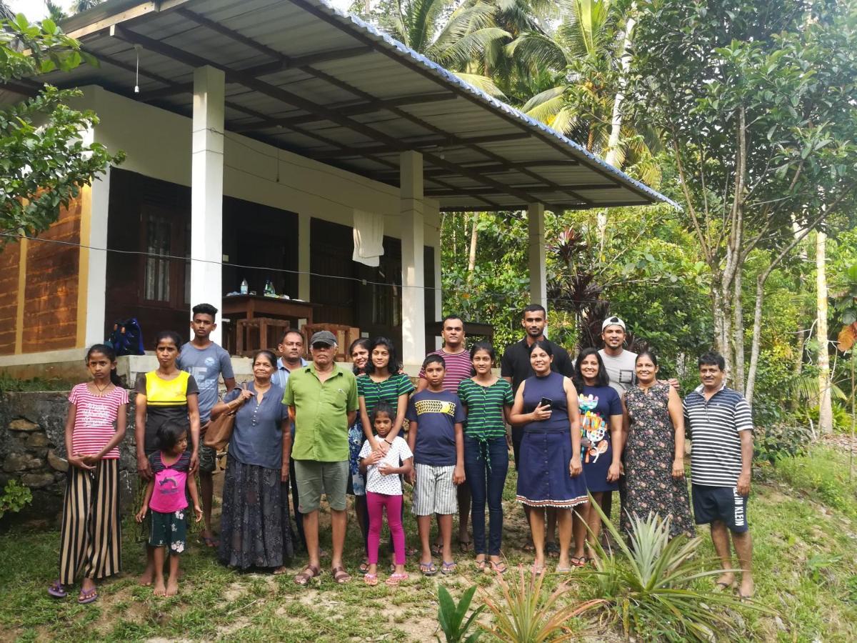 Sinharaja Vini Villa Deniyaya Esterno foto