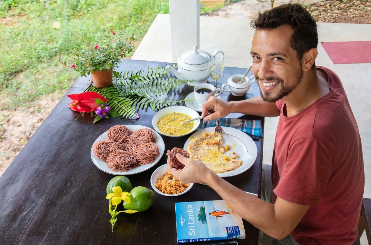 Sinharaja Vini Villa Deniyaya Esterno foto